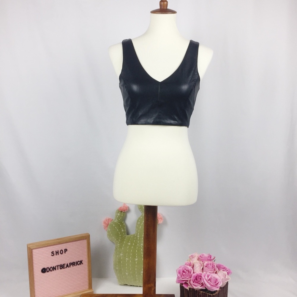 New LF Black Faux Leather & Lace Crop Top (S)